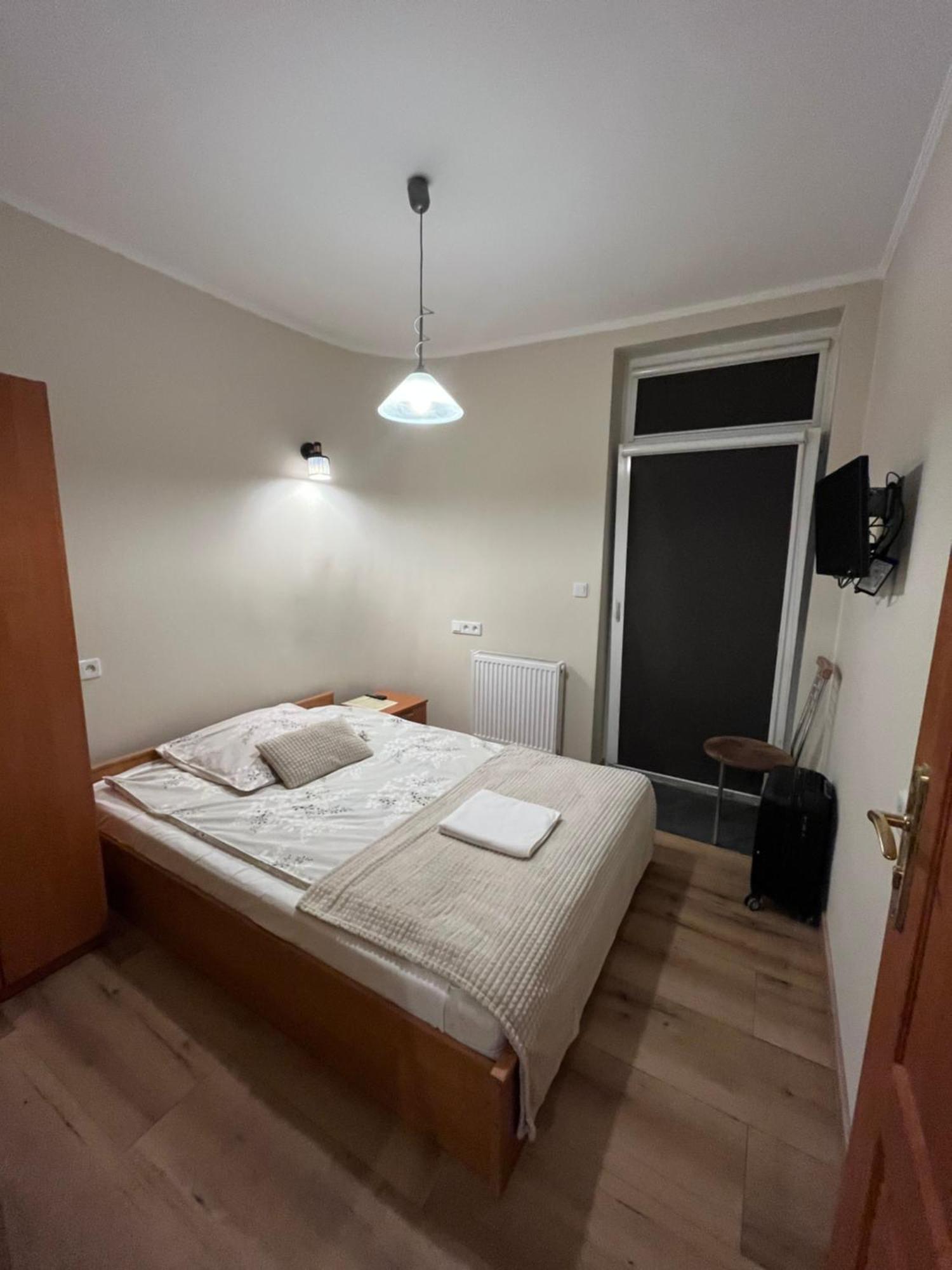 Dom Kolping Hostel Krakau Buitenkant foto