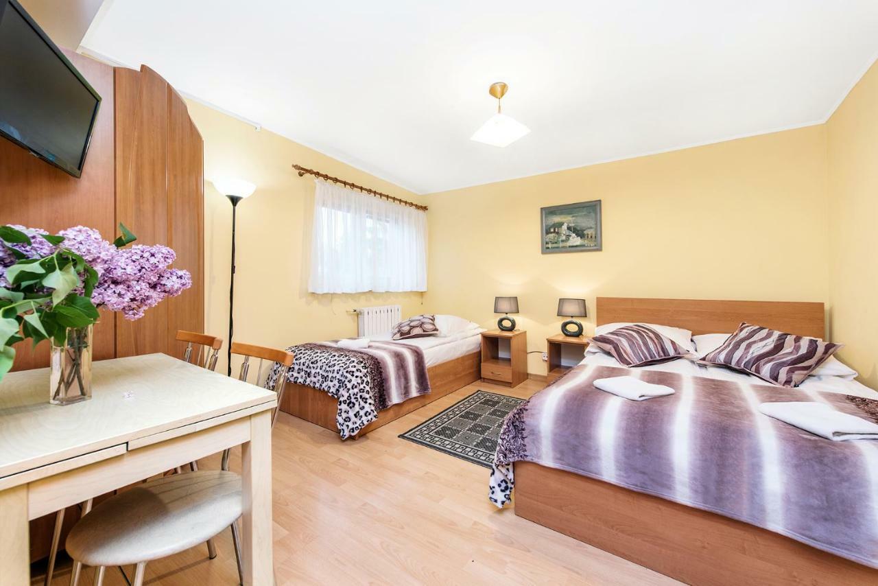 Dom Kolping Hostel Krakau Buitenkant foto