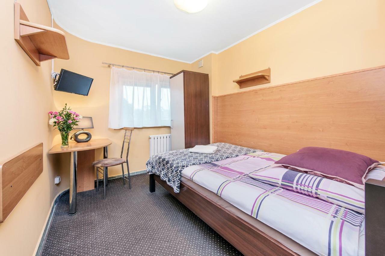 Dom Kolping Hostel Krakau Buitenkant foto